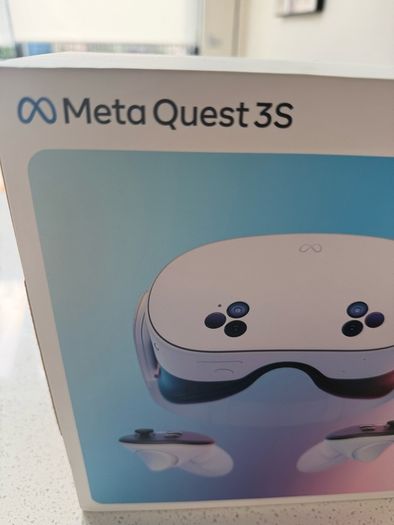 Mint Condition Meta Quest 3S 128GB Like New