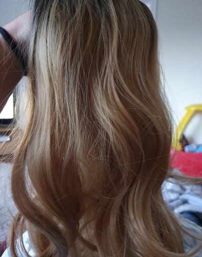Wavy Wig For Women, Synthetic,27 Inch Pack Of 1 (multiple Colours Available, See Photos)