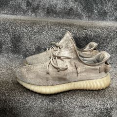 Adidas Yeezy UK 10