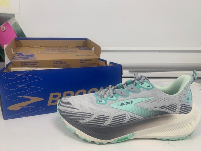 Brooks Ghost Trail Runners Size UK 6.5
