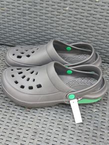 New Men's Clogs, 6.5/7.5