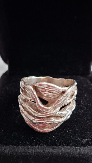 sterling silver ring size S/T