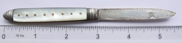 Antique Sterling Silver and Mother of Pearl Knife 1820s. 20,7g