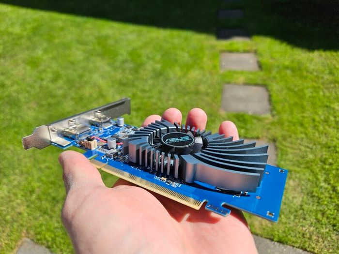 Asus NVidia GeForce GT1030