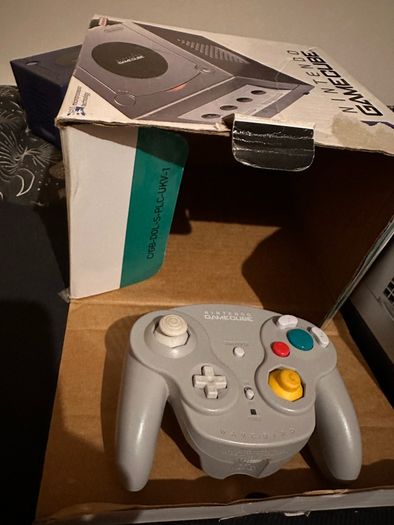 Nintendo GameCube console and games Mario