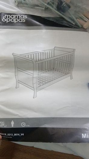 mamas&papas cot bed with mattress in perfect condition