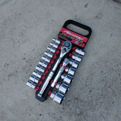 Socket Set