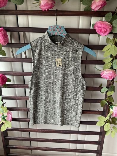 sleeveles top Bnwt Aeropostale sleeveless top medium