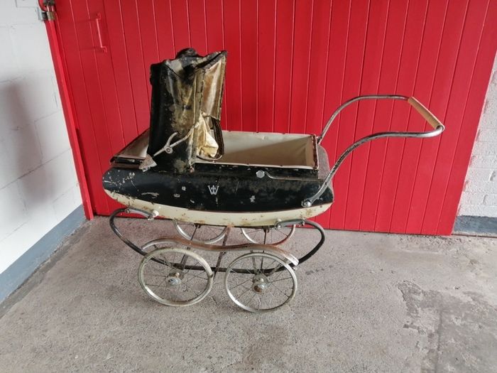 Vintage 1950s Pram