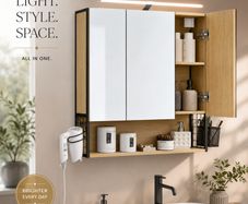 LED Mirrored Bathroom Cabinet with Storage, Basket & Hair Dryer Holder Oak Colour