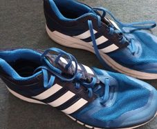 Adidas running size 11