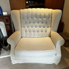 Shanley Interiors cuddle chair/ love seat
