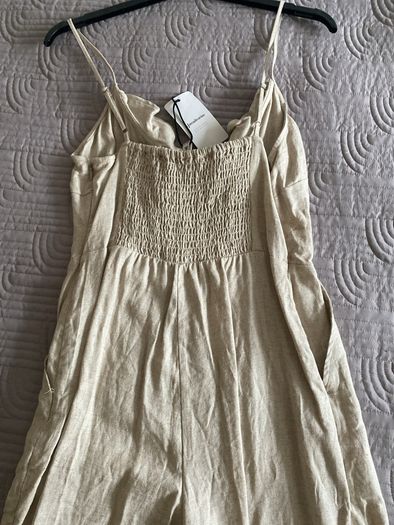 BNWT Stradivarius Dungarees - Size M