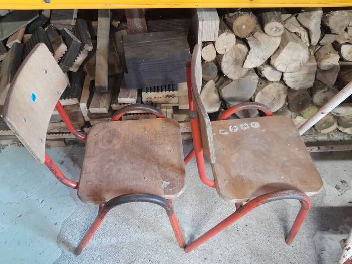 School chairs