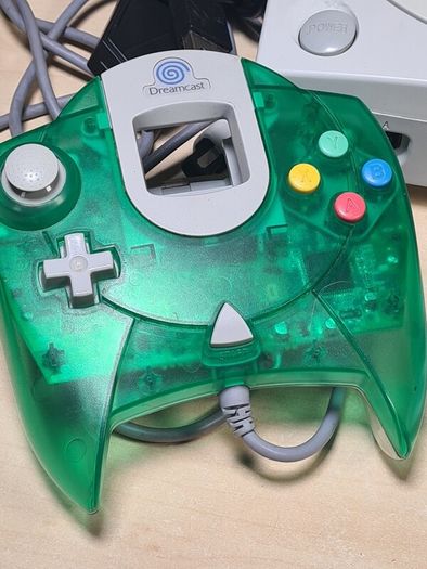 Sega Dreamcast Console With Green Controller Joypad Visual Memory Unit Vmu And Rumble Pack