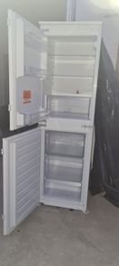 Hotpoint Integrated Fridge Freezer
