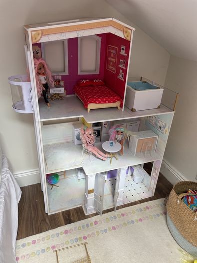 Rainbow High Doll's House
