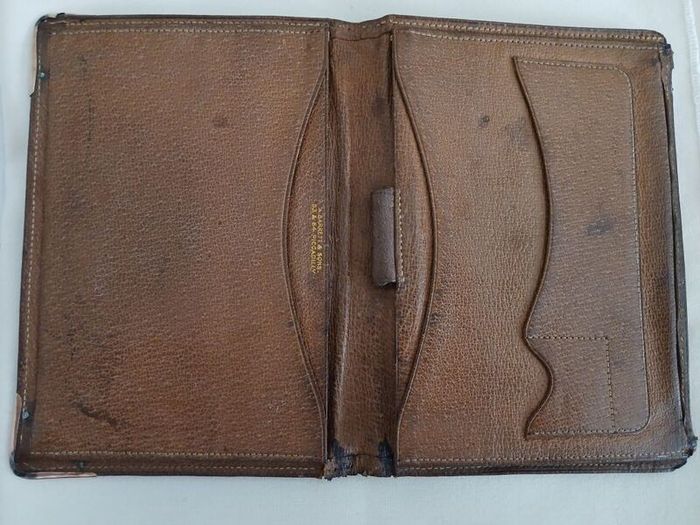 Leather wallet