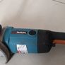 Makita 9067 180mm 7" Angle Grinder 110v Image 3