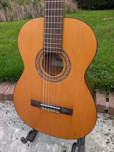 Kay KC-333 Vintage Classical Guitar