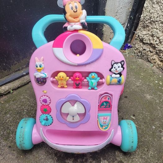 baby walker