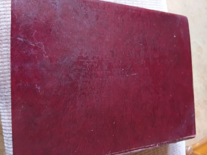 1961 Vintage The Universal English Dictionary. Heron Books.