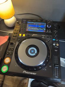 pioneer CDJ-2000 Nexus
