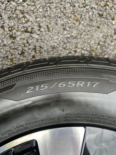 New genuine Volkswagon Venezia Alloy Rims & Tyres
