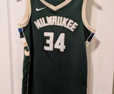 Authentic Lakers Statement Edition Milwaukee Bucks #34 Jersey nike small NBA