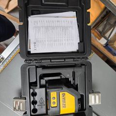 DeWalt DW088 Self-Levelling Cross Line Laser