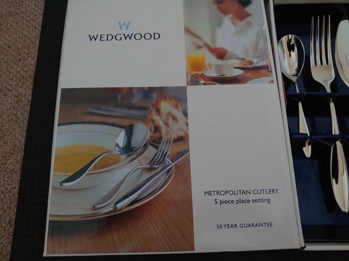 Wedgewood Metropolitan 5 Piece Cutlery Set