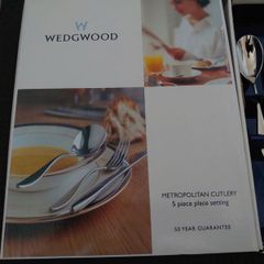 Wedgewood Metropolitan 5 Piece Cutlery Set