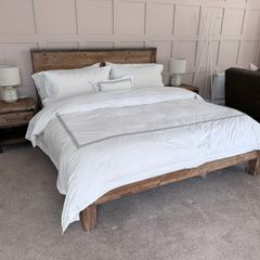 Bedroom Furniture Set Bed Frame, 2 Bedside Units & 7-Drawer Dresser with Mirror Excellent Condition