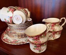 Royal Stafford Olde English Garden