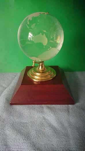 Globe