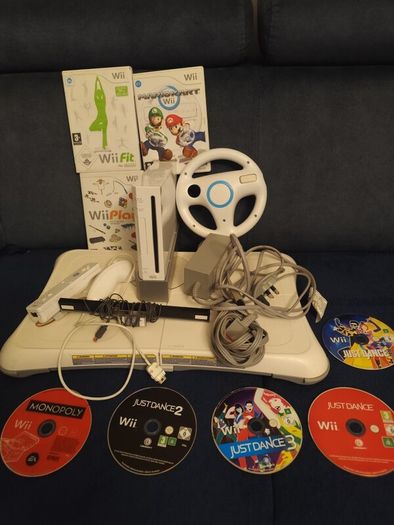 Wii + balance board, Mario kart, steering wheel, dance games