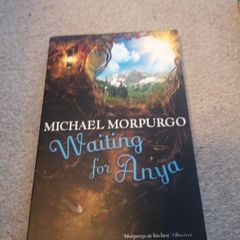 Michael Morpurgo waiting for anya