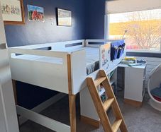 Mid sleeper bed