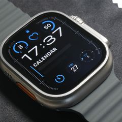 Apple Watch Ultra (US Model) 49mm Titanium
