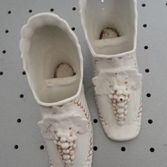 Vintage Ceramic Souvenir or Trinket Shoes