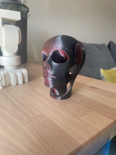 Skull ornament