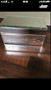 Jewellery box