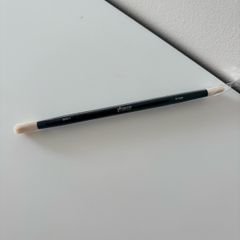 BPerfect eyebrush