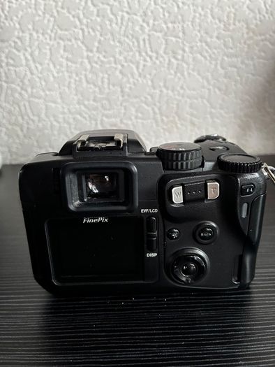 Fujifilm Finepix S602 Zoom