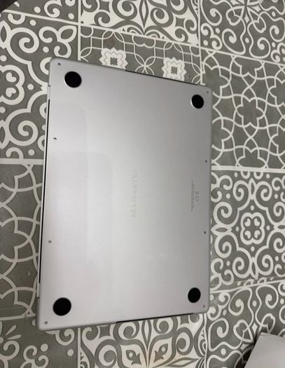 Macbook Pro M5 16 gb