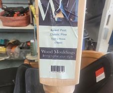 newel post