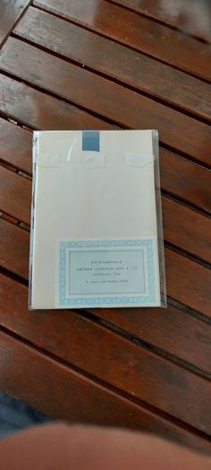Vintage 1961,My Godness Gilbert & Sullivan Guinness booklet, certificate Arthur Guinness st James Gate dublin, at back ,collectors item, hard to come by. Nice condition see pictures for condition ,sold as is .