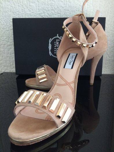 High heels ( Lucy Choi)