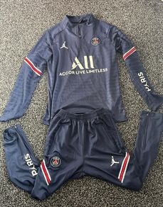 Psg Jordan tracksuit, size small mens