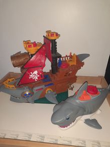 Pirate Ship & Shark Toy Bundle imaginext